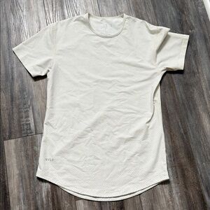 BYLT drop cut lux crew neck polkadot short sleeve t shirt size small